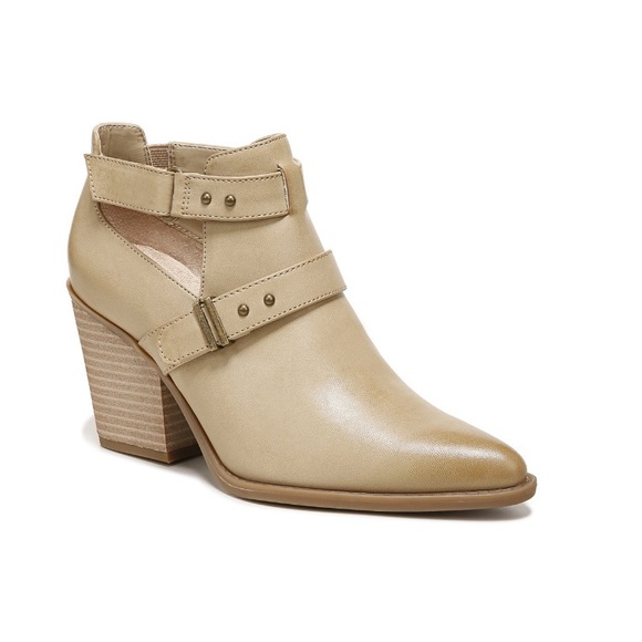 SOUL Naturalizer Shoes - SOUL Naturalizer Straw Buckle Accent Match Ankle Boot Women’s Size 5.5 NEW